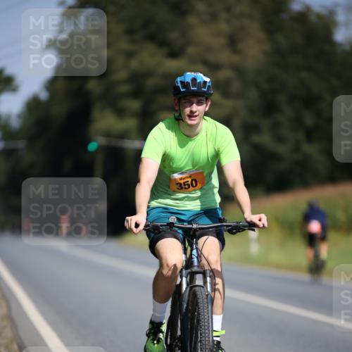 01.09.2024 - 17. Tribühne Triathlon H.Heesch http://msf.ph/oto/6947917 01.09.2024 11:59:38 Radfahren 350, 581, 665, 674 meine-sportfotos.de