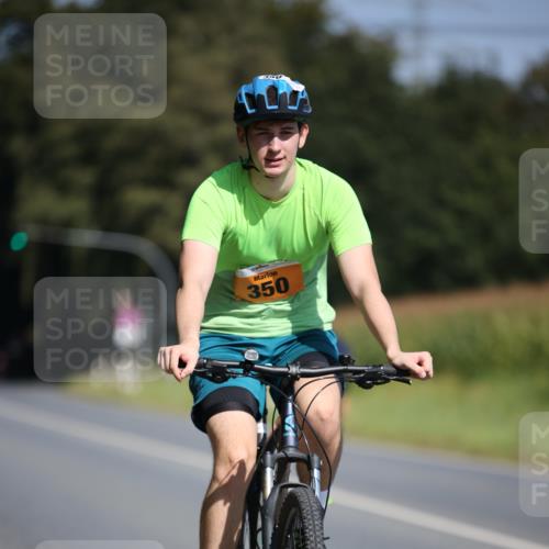 01.09.2024 - 17. Tribühne Triathlon H.Heesch http://msf.ph/oto/6947936 01.09.2024 11:59:38 Radfahren 350, 581, 665, 674 meine-sportfotos.de