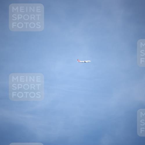 01.09.2024 - 17. Tribühne Triathlon H.Heesch http://msf.ph/oto/6947945 01.09.2024 11:59:47 Radfahren 605 meine-sportfotos.de