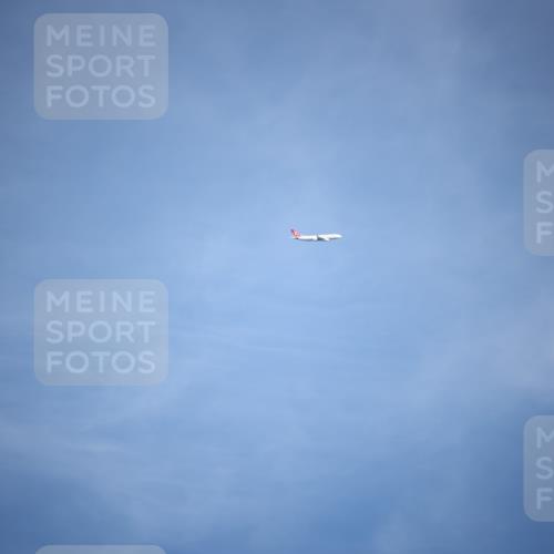 01.09.2024 - 17. Tribühne Triathlon H.Heesch http://msf.ph/oto/6947947 01.09.2024 11:59:47 Radfahren 605 meine-sportfotos.de