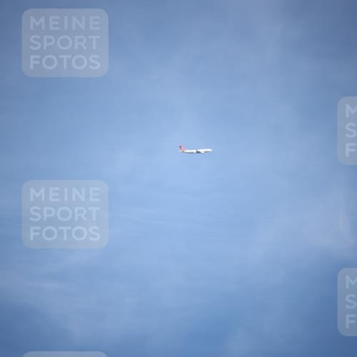 01.09.2024 - 17. Tribühne Triathlon H.Heesch http://msf.ph/oto/6947952 01.09.2024 11:59:47 Radfahren 605 meine-sportfotos.de