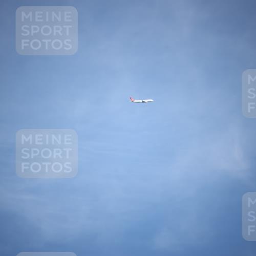 01.09.2024 - 17. Tribühne Triathlon H.Heesch http://msf.ph/oto/6947960 01.09.2024 11:59:47 Radfahren 605 meine-sportfotos.de