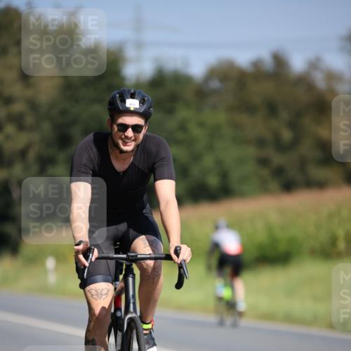 01.09.2024 - 17. Tribühne Triathlon H.Heesch http://msf.ph/oto/6947999 01.09.2024 12:00:09 Radfahren 466, 538, 576 meine-sportfotos.de