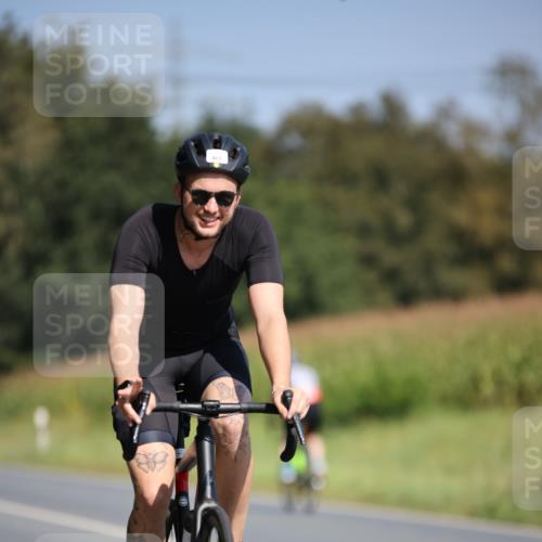 01.09.2024 - 17. Tribühne Triathlon H.Heesch http://msf.ph/oto/6948002 01.09.2024 12:00:09 Radfahren 466, 538, 576 meine-sportfotos.de