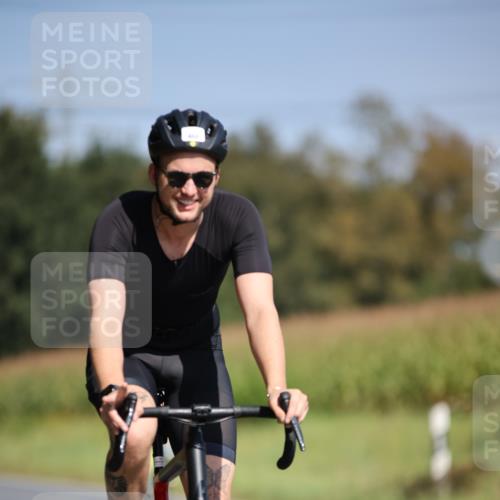 01.09.2024 - 17. Tribühne Triathlon H.Heesch http://msf.ph/oto/6948006 01.09.2024 12:00:09 Radfahren 466, 538, 576 meine-sportfotos.de