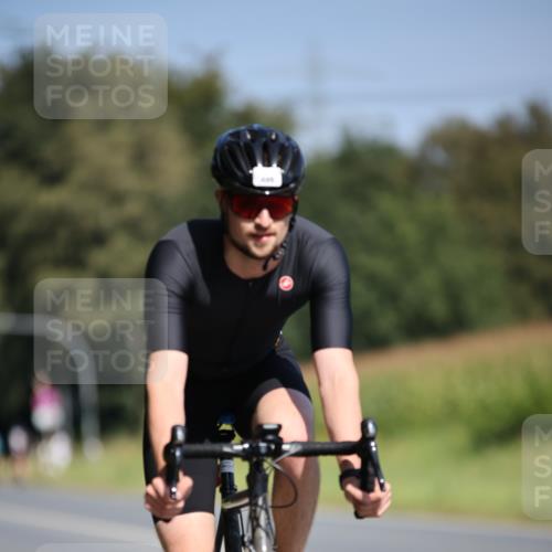 01.09.2024 - 17. Tribühne Triathlon H.Heesch http://msf.ph/oto/6948049 01.09.2024 12:00:32 Radfahren 499, 606, 668, 699 meine-sportfotos.de