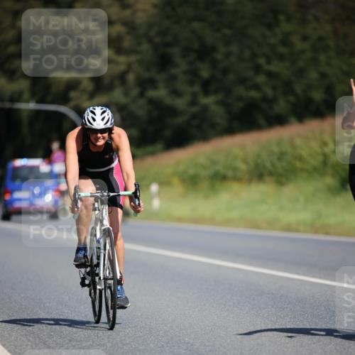 01.09.2024 - 17. Tribühne Triathlon H.Heesch http://msf.ph/oto/6948126 01.09.2024 12:00:51 Radfahren 456, 457, 477, 508, 552, 684 meine-sportfotos.de