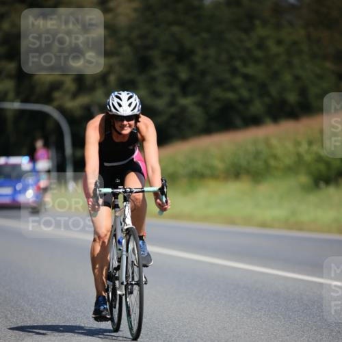 01.09.2024 - 17. Tribühne Triathlon H.Heesch http://msf.ph/oto/6948135 01.09.2024 12:00:52 Radfahren 456, 457, 477, 508, 552, 684 meine-sportfotos.de