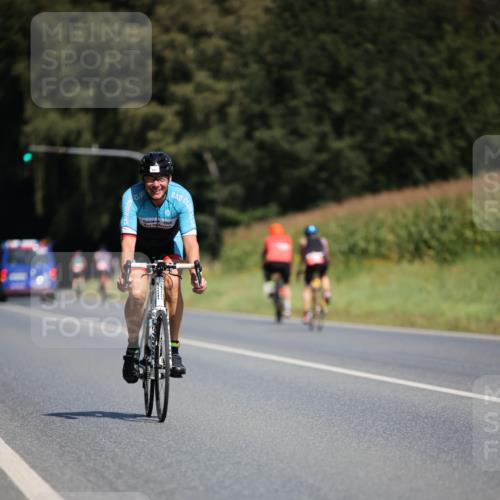 01.09.2024 - 17. Tribühne Triathlon H.Heesch http://msf.ph/oto/6948146 01.09.2024 12:00:57 Radfahren 467, 477, 508, 555, 655, 684 meine-sportfotos.de