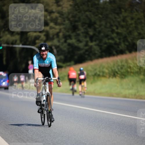 01.09.2024 - 17. Tribühne Triathlon H.Heesch http://msf.ph/oto/6948154 01.09.2024 12:00:57 Radfahren 467, 477, 508, 555, 655, 684 meine-sportfotos.de