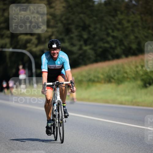 01.09.2024 - 17. Tribühne Triathlon H.Heesch http://msf.ph/oto/6948166 01.09.2024 12:00:58 Radfahren 467, 477, 508, 555, 655 meine-sportfotos.de