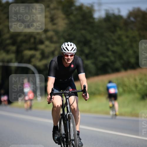 01.09.2024 - 17. Tribühne Triathlon H.Heesch http://msf.ph/oto/6948181 01.09.2024 12:01:02 Radfahren 467, 555, 655 meine-sportfotos.de