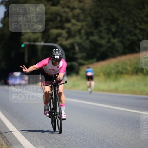 01.09.2024 - 17. Tribühne Triathlon H.Heesch http://msf.ph/oto/6948198 01.09.2024 12:01:05 Radfahren 467, 555, 655 meine-sportfotos.de
