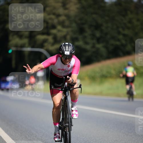 01.09.2024 - 17. Tribühne Triathlon H.Heesch http://msf.ph/oto/6948212 01.09.2024 12:01:05 Radfahren 467, 555, 655 meine-sportfotos.de