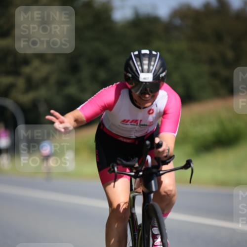 01.09.2024 - 17. Tribühne Triathlon H.Heesch http://msf.ph/oto/6948230 01.09.2024 12:01:06 Radfahren 467, 655 meine-sportfotos.de