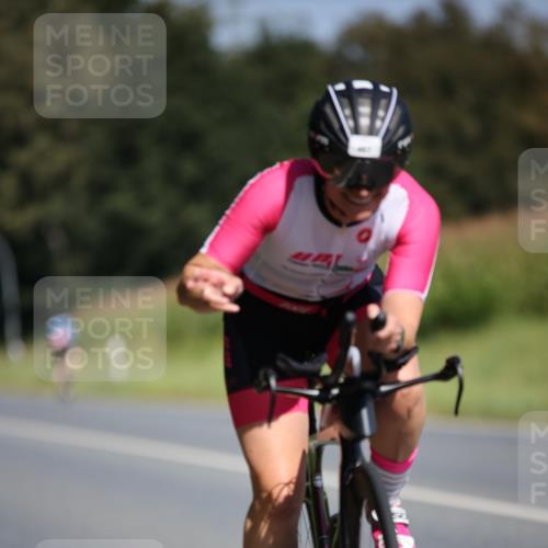 01.09.2024 - 17. Tribühne Triathlon H.Heesch http://msf.ph/oto/6948232 01.09.2024 12:01:06 Radfahren 467, 655 meine-sportfotos.de