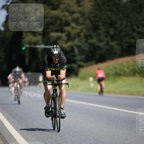 01.09.2024 - 17. Tribühne Triathlon H.Heesch http://msf.ph/oto/6948246 01.09.2024 12:01:18 Radfahren 500, 516, 537, 571 meine-sportfotos.de