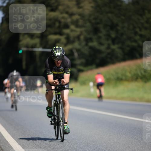 01.09.2024 - 17. Tribühne Triathlon H.Heesch http://msf.ph/oto/6948252 01.09.2024 12:01:18 Radfahren 500, 516, 537, 571 meine-sportfotos.de