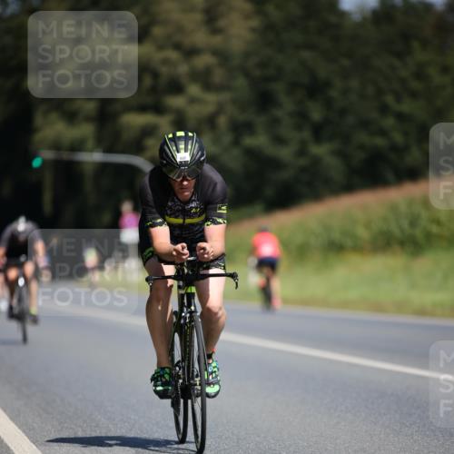 01.09.2024 - 17. Tribühne Triathlon H.Heesch http://msf.ph/oto/6948259 01.09.2024 12:01:18 Radfahren 500, 516, 537, 571 meine-sportfotos.de