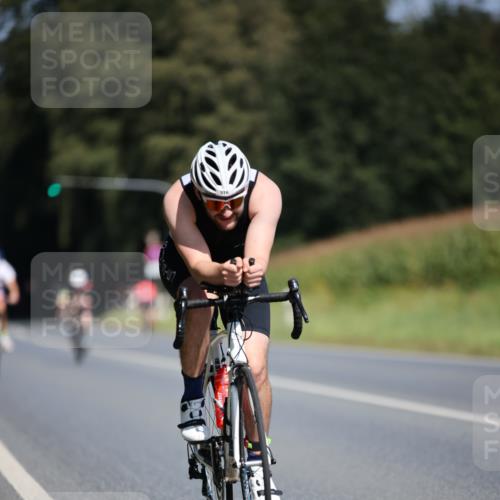 01.09.2024 - 17. Tribühne Triathlon H.Heesch http://msf.ph/oto/6948365 01.09.2024 12:01:25 Radfahren 333, 516, 519 meine-sportfotos.de