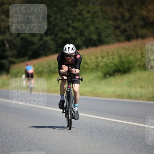 01.09.2024 - 17. Tribühne Triathlon H.Heesch http://msf.ph/oto/6948391 01.09.2024 12:01:30 Radfahren 333, 519 meine-sportfotos.de