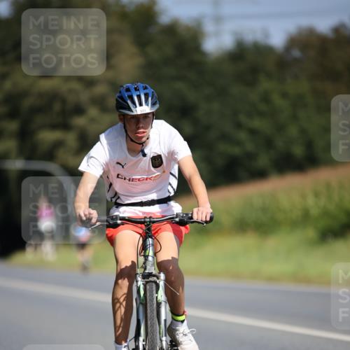 01.09.2024 - 17. Tribühne Triathlon H.Heesch http://msf.ph/oto/6948442 01.09.2024 12:01:33 Radfahren 333, 519 meine-sportfotos.de