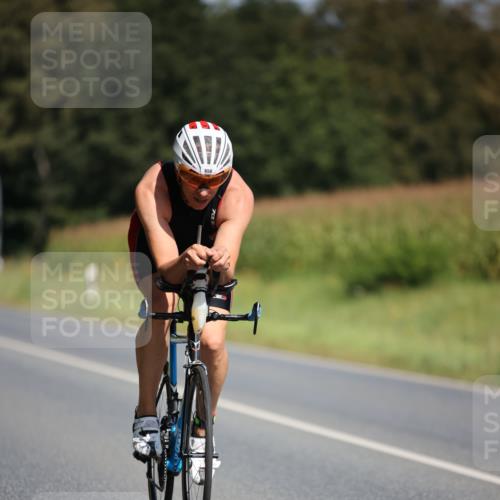 01.09.2024 - 17. Tribühne Triathlon H.Heesch http://msf.ph/oto/6948461 01.09.2024 12:02:48 Radfahren 615, 629, 658 meine-sportfotos.de