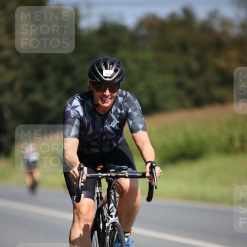 01.09.2024 - 17. Tribühne Triathlon H.Heesch http://msf.ph/oto/6948496 01.09.2024 12:03:04 Radfahren 447, 469, 705 meine-sportfotos.de