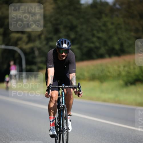 01.09.2024 - 17. Tribühne Triathlon H.Heesch http://msf.ph/oto/6948513 01.09.2024 12:03:12 Radfahren 447 meine-sportfotos.de