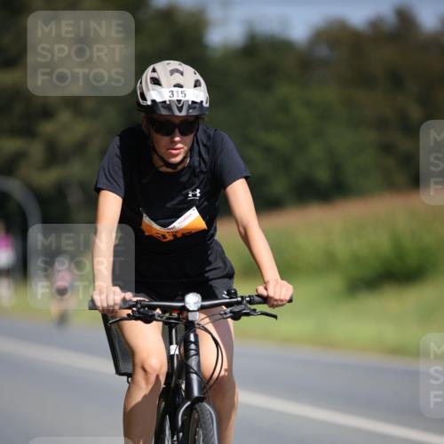 01.09.2024 - 17. Tribühne Triathlon H.Heesch http://msf.ph/oto/6948555 01.09.2024 12:03:22 Radfahren 315, 678 meine-sportfotos.de