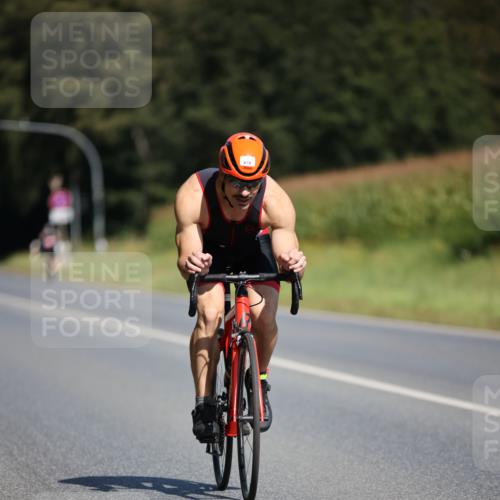 01.09.2024 - 17. Tribühne Triathlon H.Heesch http://msf.ph/oto/6948568 01.09.2024 12:03:28 Radfahren 364, 471, 523, 533, 678, 694 meine-sportfotos.de