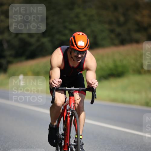 01.09.2024 - 17. Tribühne Triathlon H.Heesch http://msf.ph/oto/6948580 01.09.2024 12:03:28 Radfahren 364, 471, 523, 533, 678, 694 meine-sportfotos.de