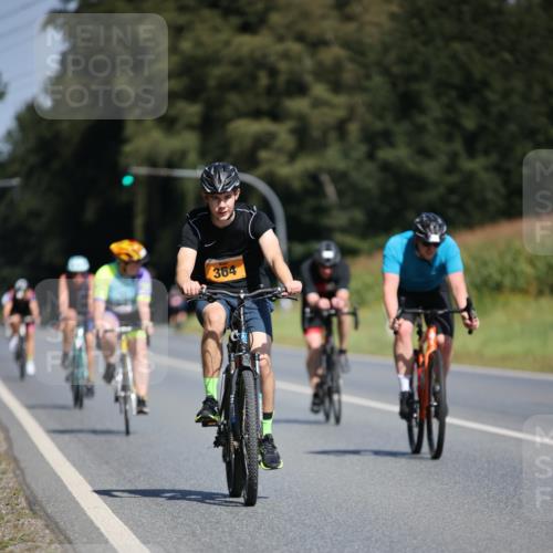 01.09.2024 - 17. Tribühne Triathlon H.Heesch http://msf.ph/oto/6948599 01.09.2024 12:03:34 Radfahren 364, 471, 518, 523, 533, 656, 694 meine-sportfotos.de