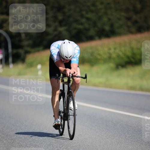 01.09.2024 - 17. Tribühne Triathlon H.Heesch http://msf.ph/oto/6948678 01.09.2024 12:03:41 Radfahren 518, 562, 656 meine-sportfotos.de