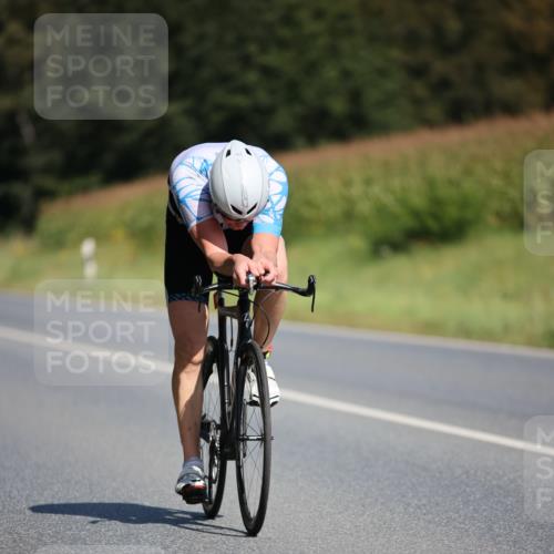 01.09.2024 - 17. Tribühne Triathlon H.Heesch http://msf.ph/oto/6948680 01.09.2024 12:03:41 Radfahren 518, 562, 656 meine-sportfotos.de