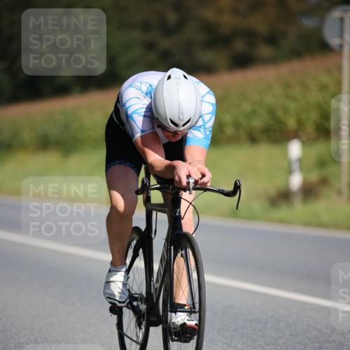 01.09.2024 - 17. Tribühne Triathlon H.Heesch http://msf.ph/oto/6948688 01.09.2024 12:03:42 Radfahren 518, 562, 656 meine-sportfotos.de