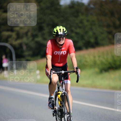 01.09.2024 - 17. Tribühne Triathlon H.Heesch http://msf.ph/oto/6948721 01.09.2024 12:03:46 Radfahren 531, 562 meine-sportfotos.de