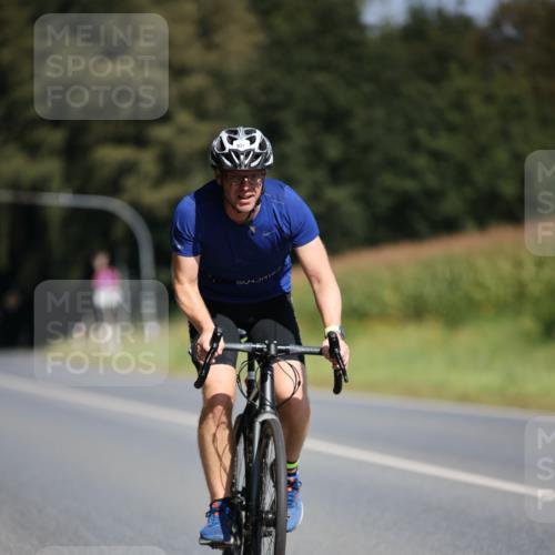 01.09.2024 - 17. Tribühne Triathlon H.Heesch http://msf.ph/oto/6948731 01.09.2024 12:03:53 Radfahren 507, 531, 609 meine-sportfotos.de