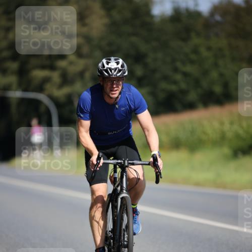 01.09.2024 - 17. Tribühne Triathlon H.Heesch http://msf.ph/oto/6948733 01.09.2024 12:03:53 Radfahren 507, 531, 609 meine-sportfotos.de