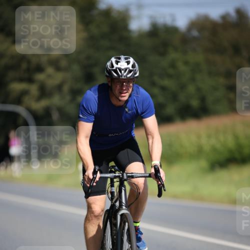 01.09.2024 - 17. Tribühne Triathlon H.Heesch http://msf.ph/oto/6948737 01.09.2024 12:03:53 Radfahren 507, 531, 609 meine-sportfotos.de