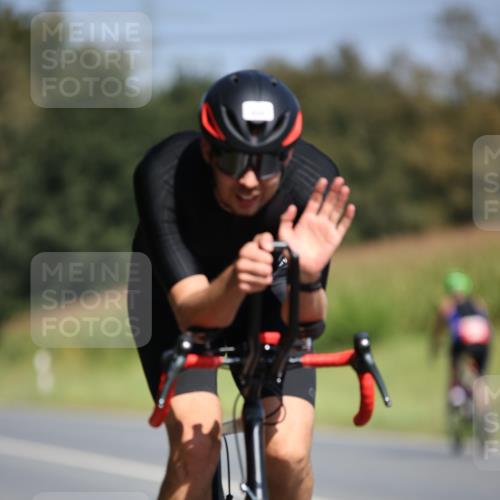 01.09.2024 - 17. Tribühne Triathlon H.Heesch http://msf.ph/oto/6948763 01.09.2024 12:04:04 Radfahren 609, 630 meine-sportfotos.de