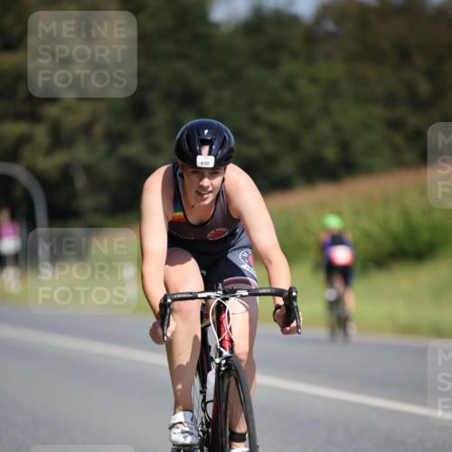 01.09.2024 - 17. Tribühne Triathlon H.Heesch http://msf.ph/oto/6948766 01.09.2024 12:04:05 Radfahren 609, 630 meine-sportfotos.de