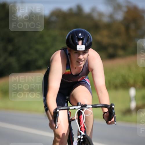 01.09.2024 - 17. Tribühne Triathlon H.Heesch http://msf.ph/oto/6948775 01.09.2024 12:04:05 Radfahren 609, 630 meine-sportfotos.de
