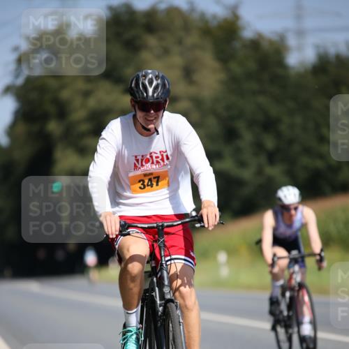 01.09.2024 - 17. Tribühne Triathlon H.Heesch http://msf.ph/oto/6948834 01.09.2024 12:05:52 Radfahren 347, 689 meine-sportfotos.de