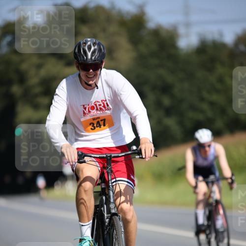 01.09.2024 - 17. Tribühne Triathlon H.Heesch http://msf.ph/oto/6948838 01.09.2024 12:05:52 Radfahren 347, 689 meine-sportfotos.de
