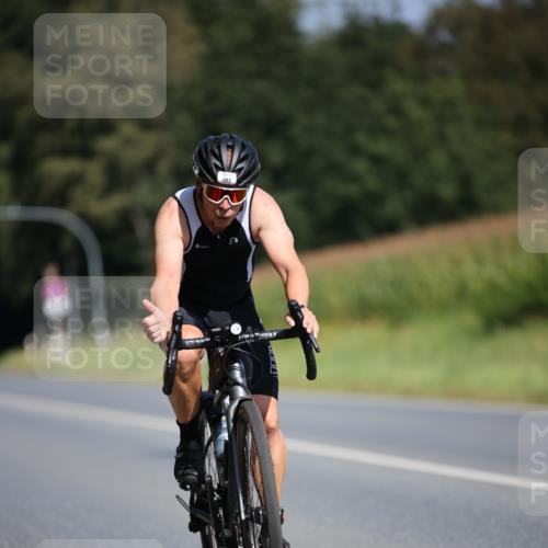 01.09.2024 - 17. Tribühne Triathlon H.Heesch http://msf.ph/oto/6948939 01.09.2024 12:06:15 Radfahren 483, 611, 704 meine-sportfotos.de