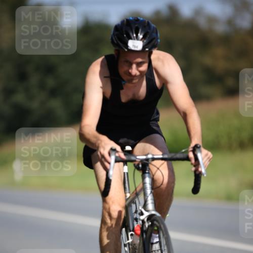 01.09.2024 - 17. Tribühne Triathlon H.Heesch http://msf.ph/oto/6948967 01.09.2024 12:06:17 Radfahren 483, 611, 704 meine-sportfotos.de