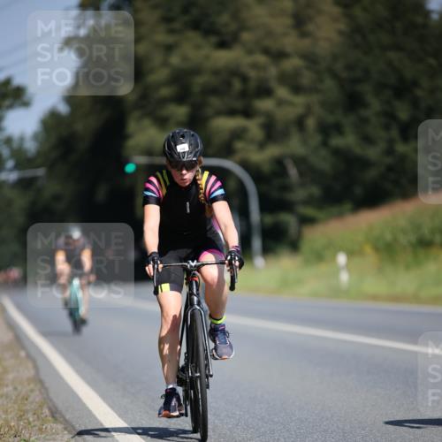 01.09.2024 - 17. Tribühne Triathlon H.Heesch http://msf.ph/oto/6949003 01.09.2024 12:06:30 Radfahren 492, 541, 584, 663, 685 meine-sportfotos.de
