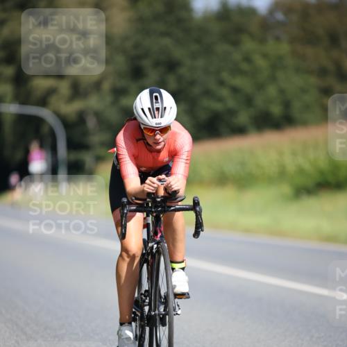 01.09.2024 - 17. Tribühne Triathlon H.Heesch http://msf.ph/oto/6949075 01.09.2024 12:07:06 Radfahren 589, 658, 680 meine-sportfotos.de