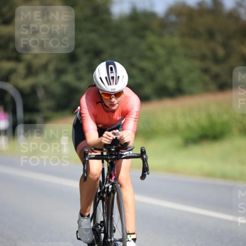 01.09.2024 - 17. Tribühne Triathlon H.Heesch http://msf.ph/oto/6949079 01.09.2024 12:07:07 Radfahren 589, 658, 673, 680 meine-sportfotos.de